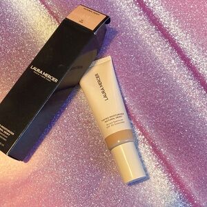 Laura Mercier Oak Natural Dewy Tinted Moisturizer